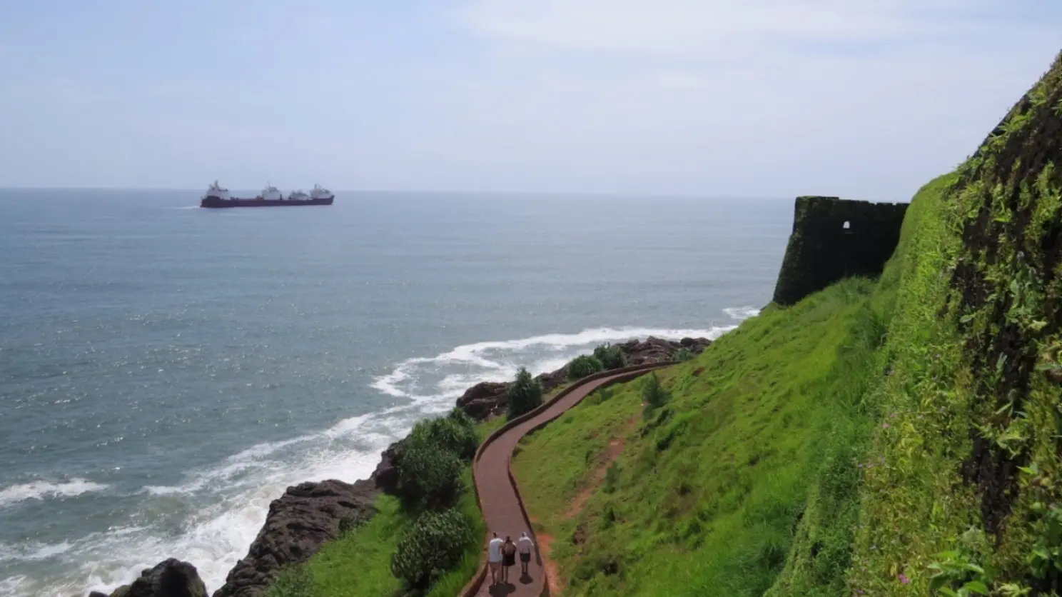 Bekal fort overlooking the sea