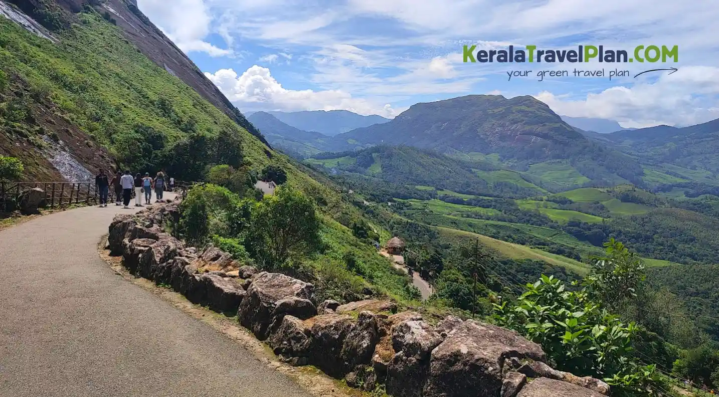 travellers walking in Eravikulam National Park